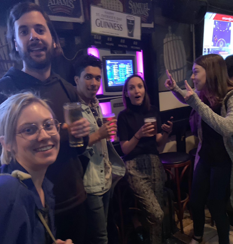 Illustration for article titled Times Square Bar Crawl